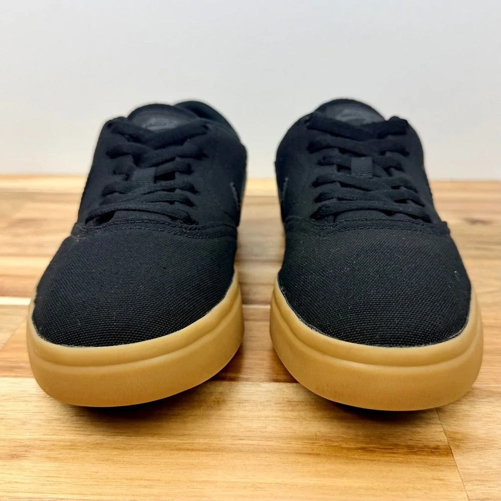 Nike SB Kids Black Canvas Gum Sole Skate Shoes Size 6Y 905373-006